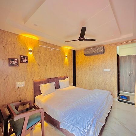 Hotel Tiger View Alwar Exterior foto